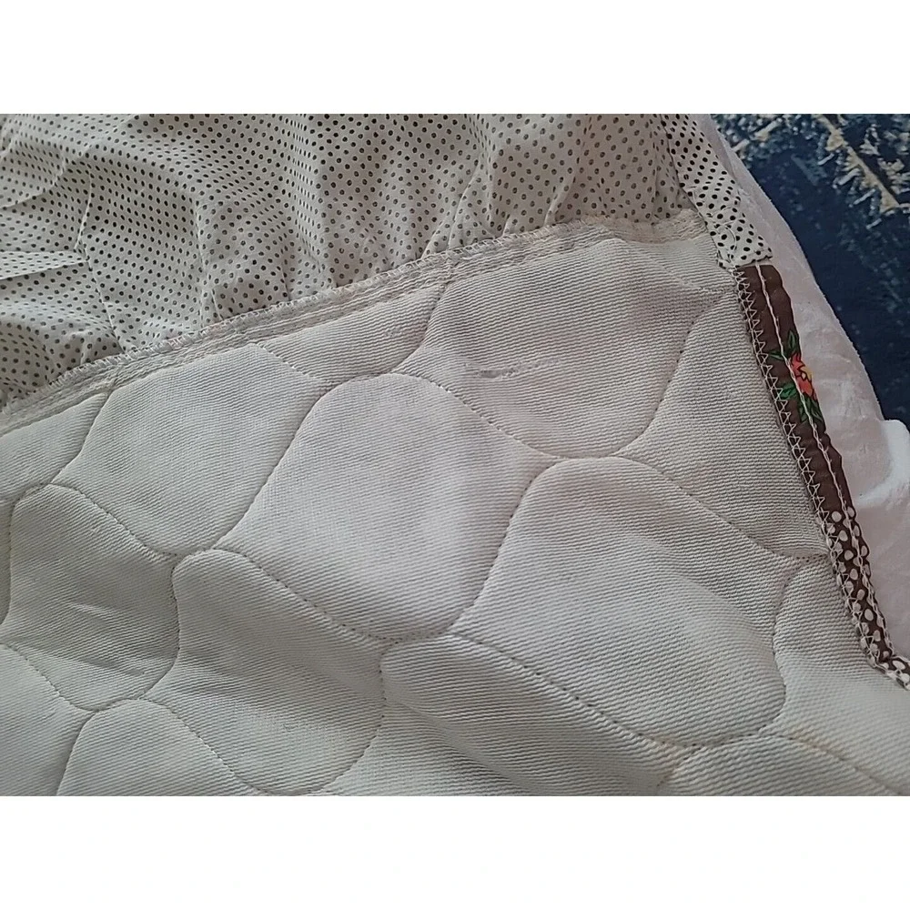 Vintage White Quilt Floral Ruffle Print Patchwork Boho Cottagecore Quilt Full